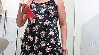 HOT CUTE HAIRY PUSSY WIFE SHOWS OFF WITHOUT PANTIES