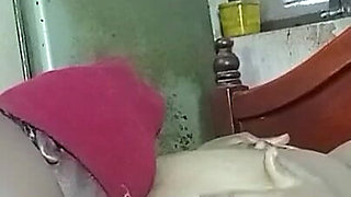 I Shared a Bed with My Stepmother When She Was Single.