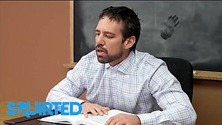 Ashley Lane In Professor Castle Fucks One Of His Students On His Desk And Makes Her Squirt