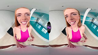 Crazy Holly Molly seduces stranger at luxury motel pool - teenmegaworld