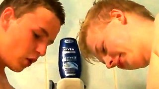 2 Twinks' Cockfight in the Shower Caught on Voyeur Cam