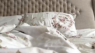 Hot Stepsis Sharing Bed - Now I See Her Naked Every Day