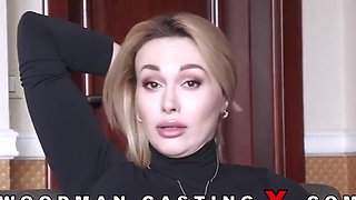 Karina King - The Blonde Framed Her Ass During A Hot Porn Casting